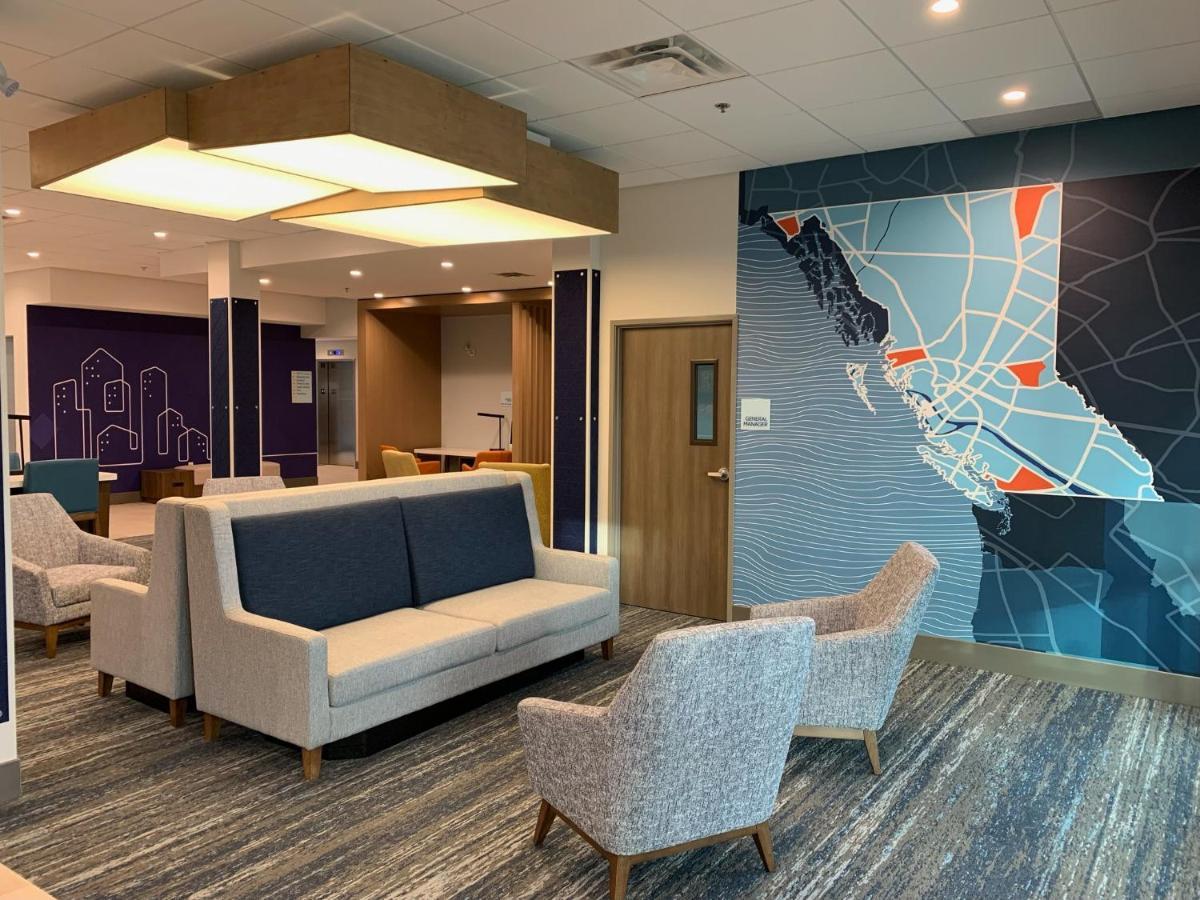 Holiday Inn Express & Suites - Courtenay - Comox By Ihg Exteriör bild