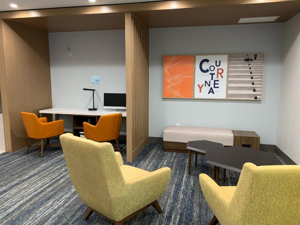 Holiday Inn Express & Suites - Courtenay - Comox By Ihg Exteriör bild